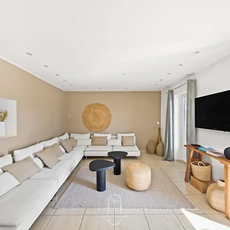 De Lila , Vieux Mas En Pierres Avec Piscine * Hyères