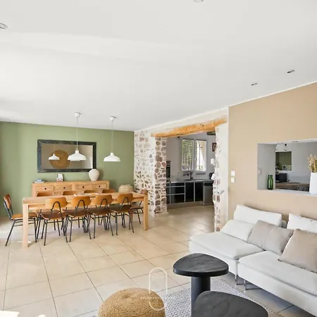 De Lila , Vieux Mas En Pierres Avec Piscine Villa