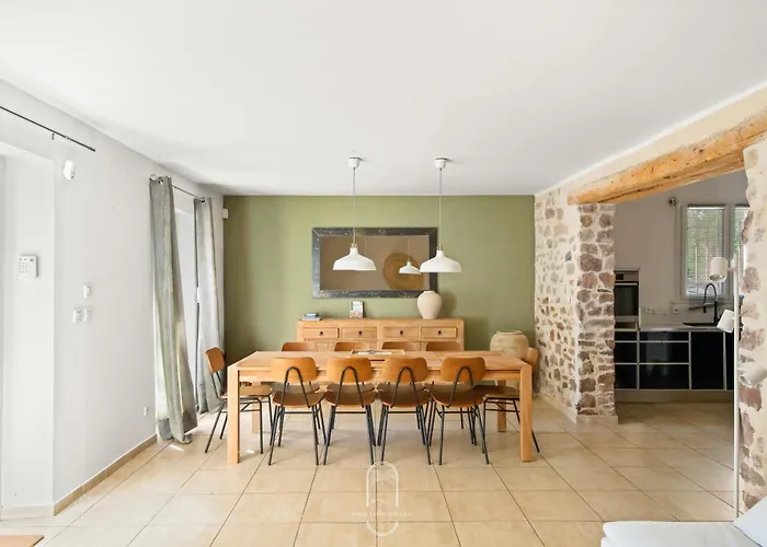 De Lila , Vieux Mas En Pierres Avec Piscine Villa *