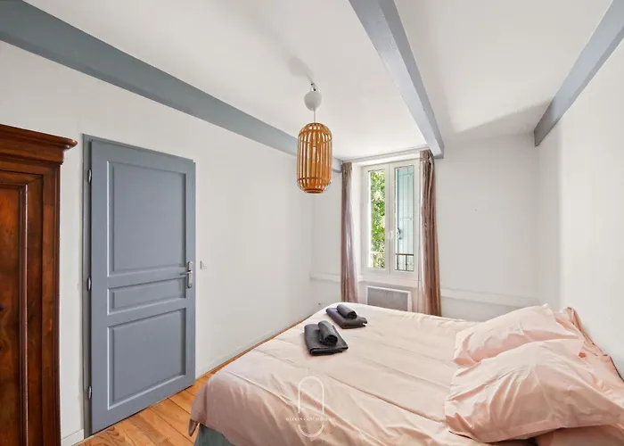 De Lila , Vieux Mas En Pierres Avec Piscine Villa *