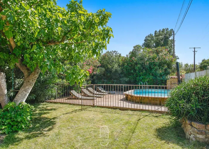 Villa De Lila , Vieux Mas En Pierres Avec Piscine *